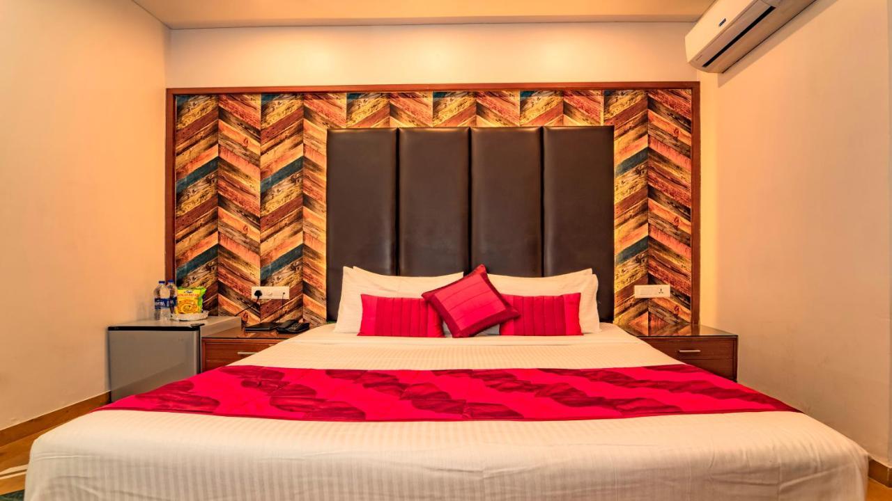 Uddhav Vilas A Family Hotel Udajpur Zewnętrze zdjęcie